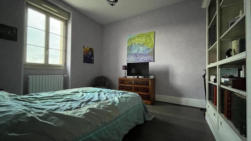 Maison - 220 m² - 9 pièces