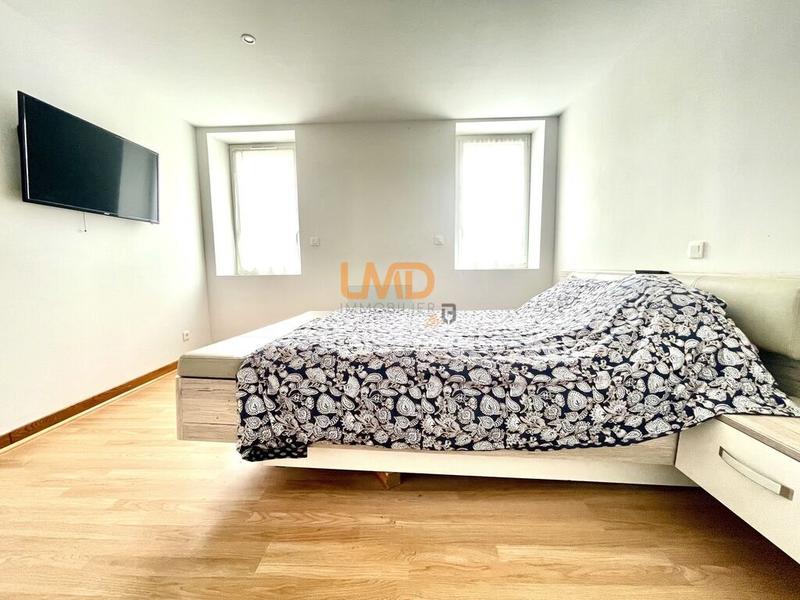 Maison - 177 m² - 7 pièces