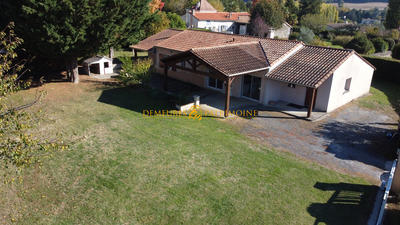 Maison - 137 m² - 6 pièces