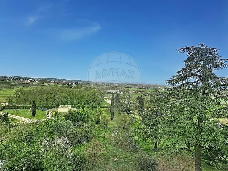 Maison - 140 m² - 7 pièces