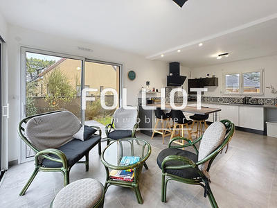 Maison - 144 m² - 5 pièces