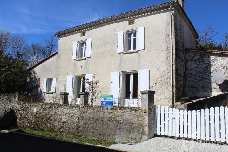 Maison de village - 120 m² - 6 pièces
