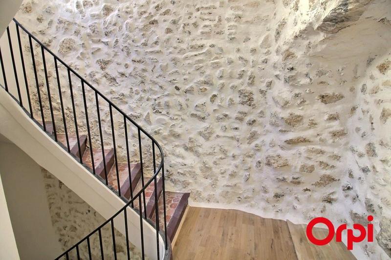 Appartement - 100 m² - 4 pièces