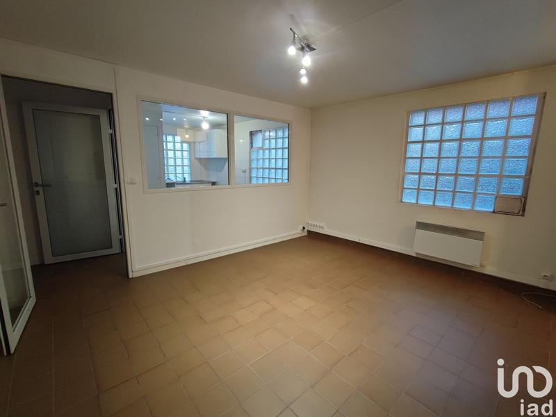 Local commercial - 213 m²