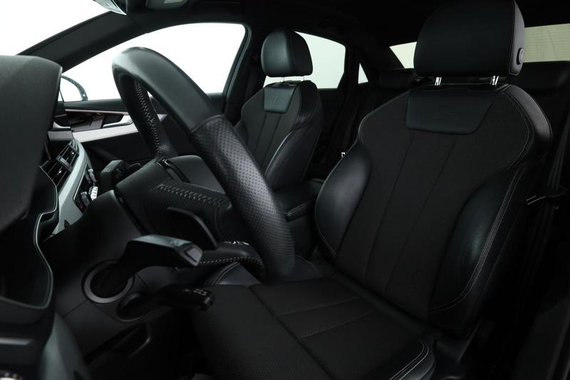 Audi A4 35 Tfsi s line s tronic 7 150 ch