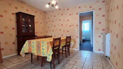 Maison - 80 m² - 6 pièces