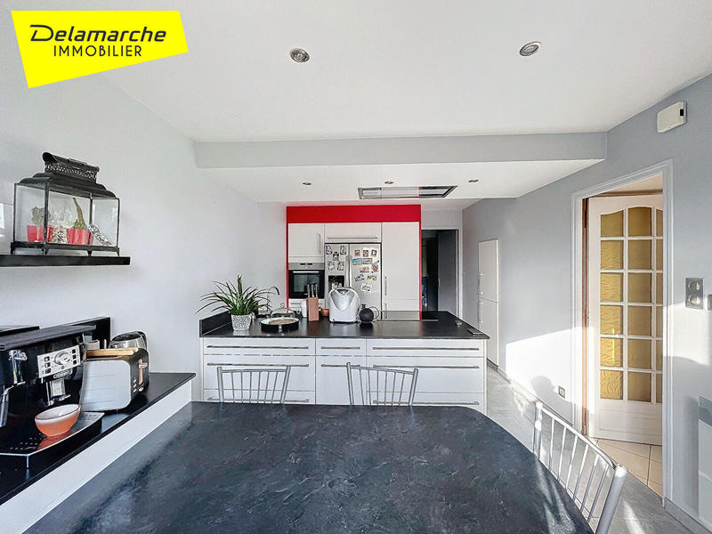 Maison - 142 m² - 6 pièces