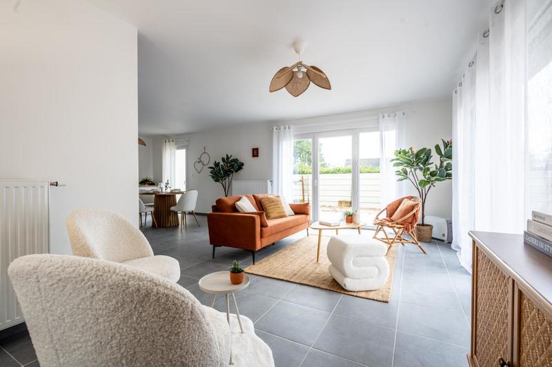 Maison - 93 m² - 4 pièces