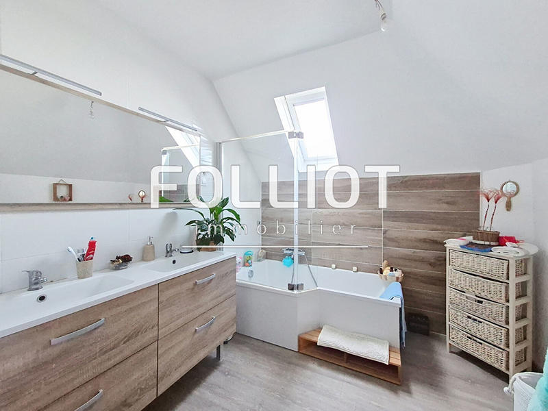 Maison - 155 m² - 7 pièces