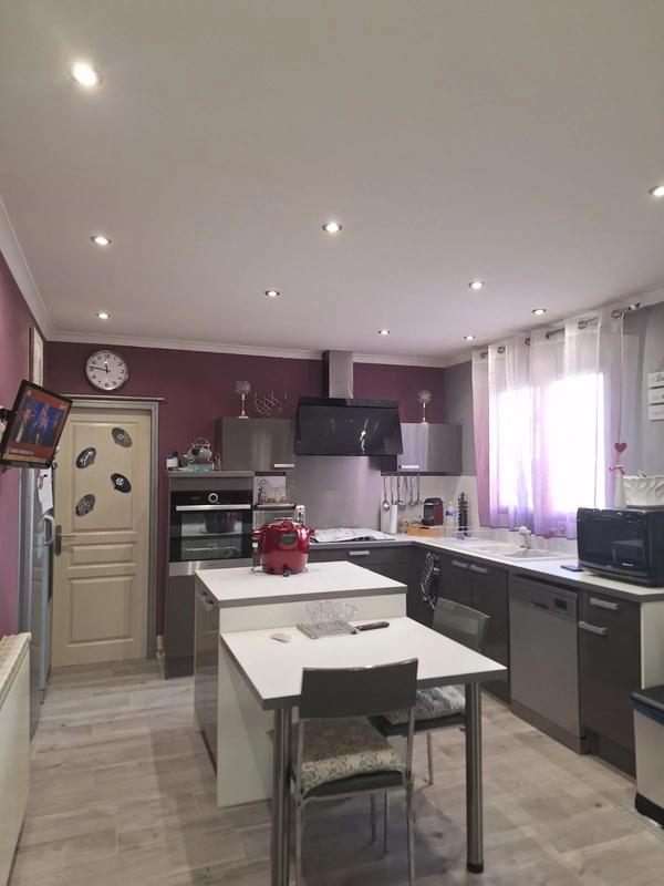 Villa - 104 m² - 6 pièces