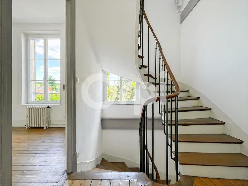 Maison de ville - 164 m² - 8 pièces