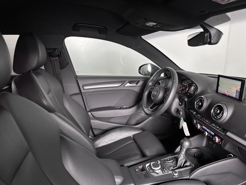 Audi A3 Sportback s-Line 35 Tdi 150ch s-Tronic Cuir Sport Chauff Carplay Gps Regul Clim Full Led 150