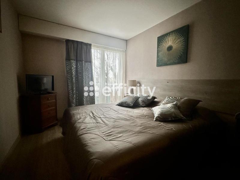 Appartement - 98 m² - 5 pièces