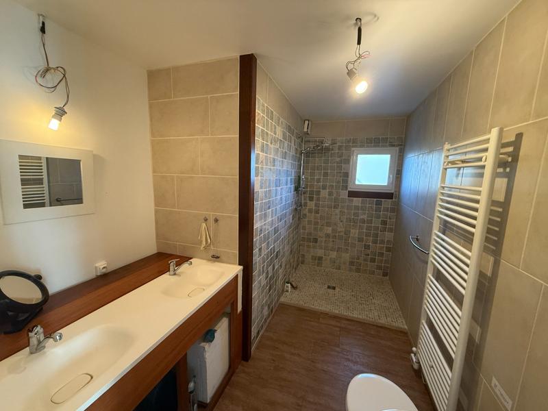 Maison - 183 m² - 7 pièces