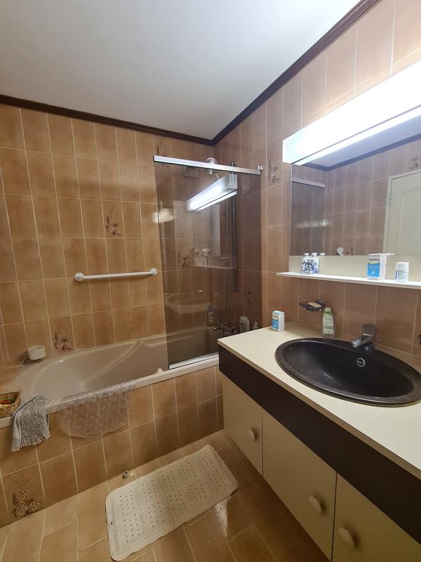 Appartement - 105 m² - 5 pièces