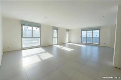 Appartement - 125 m² - 5 pièces