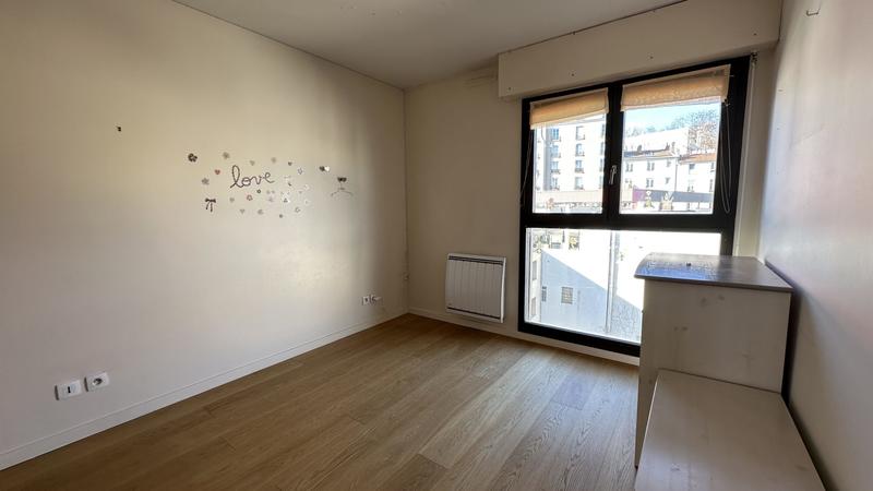 Appartement - 88 m² - 4 pièces