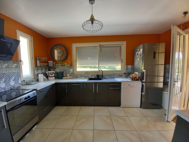 Maison traditionnelle - 158 m² - 8 pièces