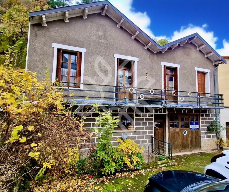Maison de village - 100 m² - 5 pièces