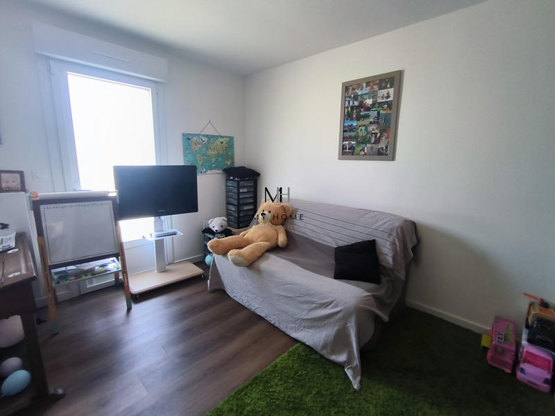 Maison - 200 m² - 8 pièces