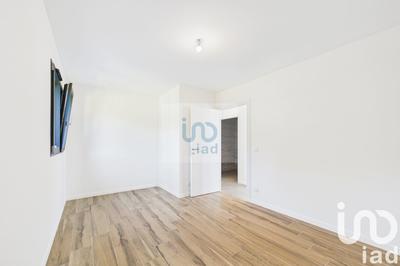 Appartement - 77 m² - 3 pièces