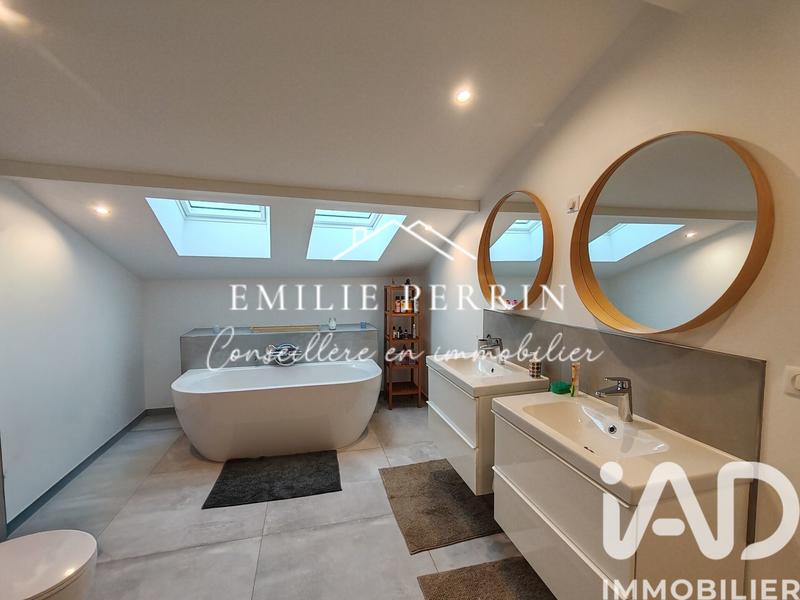 Maison de campagne - 275 m² - 10 pièces