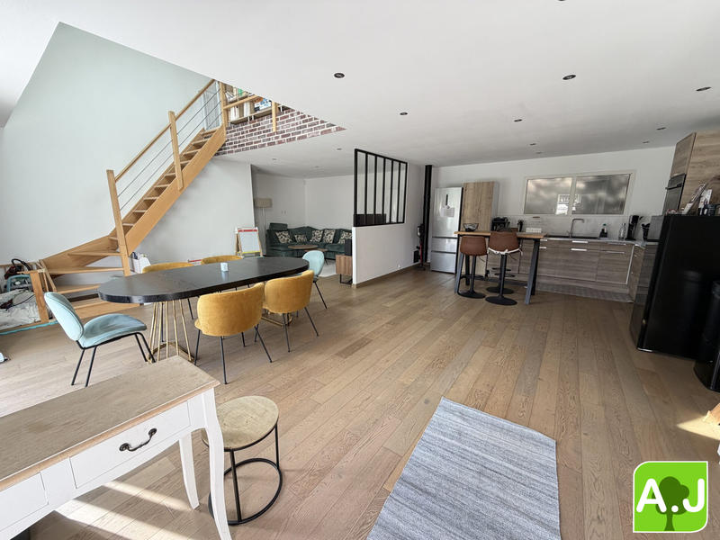 Maison contemporaine - 110 m² - 5 pièces