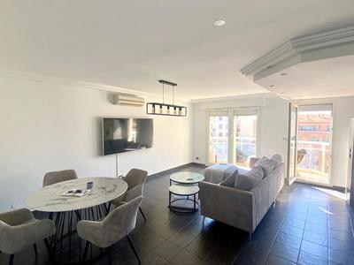 Appartement - 80 m² - 3 pièces