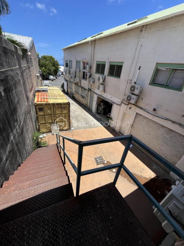 Bureau - 350 m² - 5 pièces