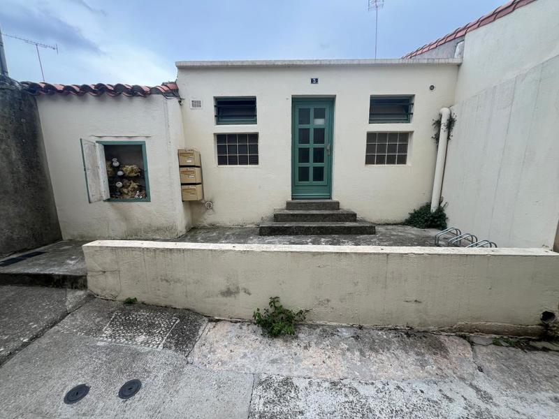 Immeuble - 185 m² - 6 pièces