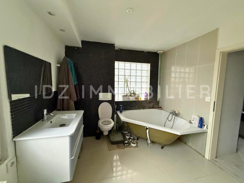 Maison - 135 m² - 5 pièces