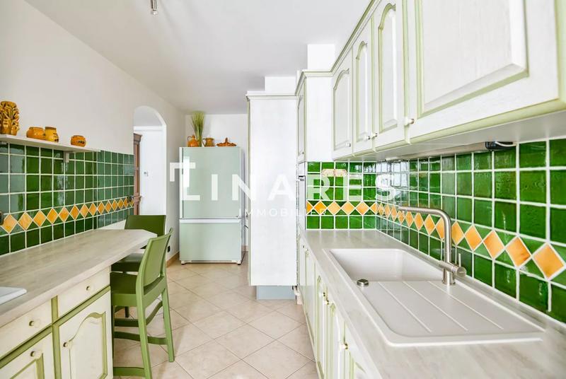 Appartement - 77 m² - 3 pièces