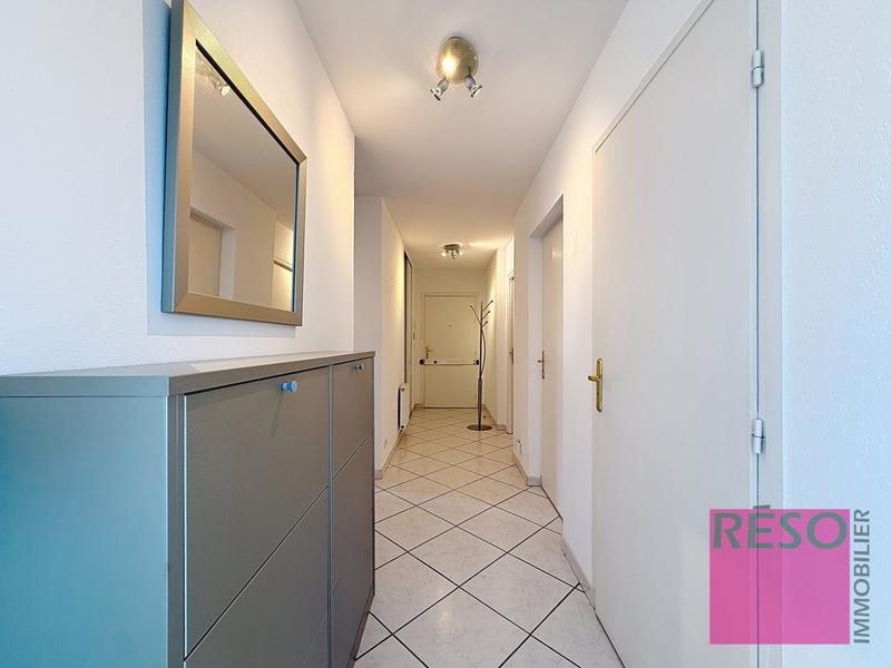 Appartement - 93 m² - 3 pièces