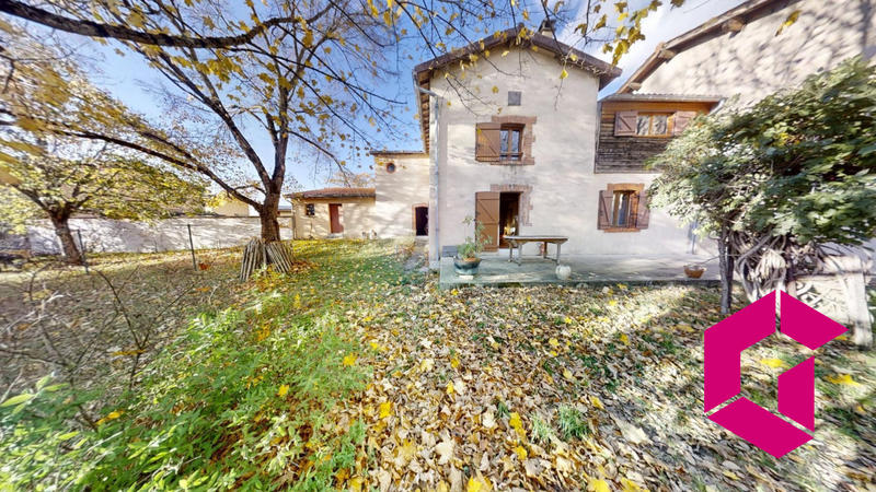 Maison - 160 m² - 7 pièces