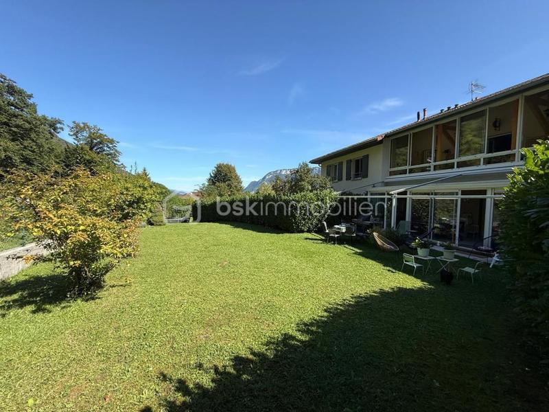 Appartement - 108 m² - 4 pièces