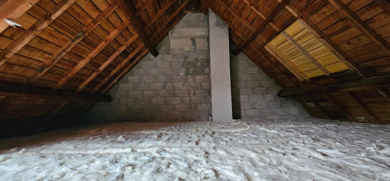 Maison - 11 243 m² - 5 pièces