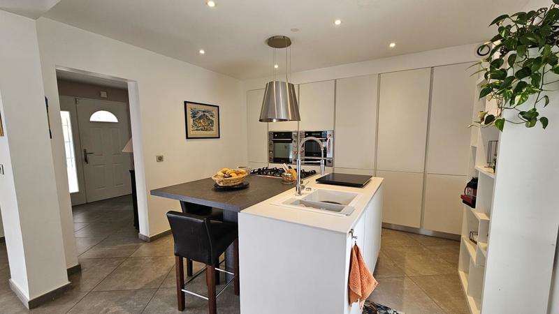 Maison - 136 m² - 5 pièces