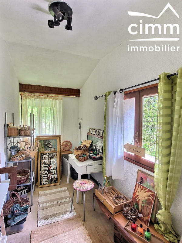 Maison ancienne - 354 m² - 8 pièces