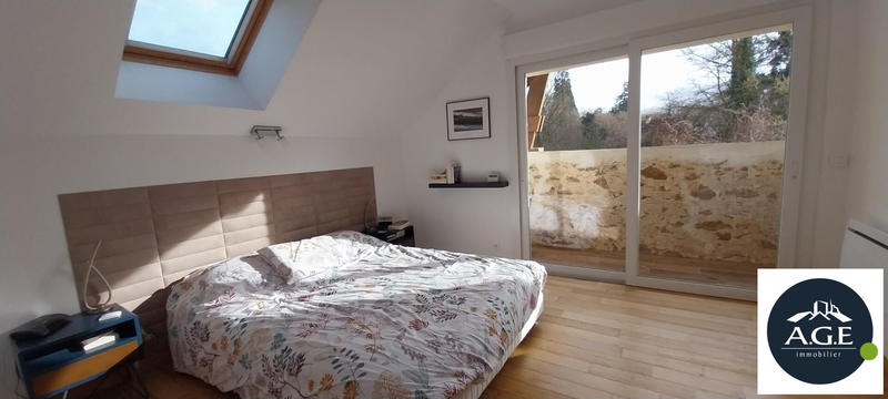 Maison - 200 m² - 5 pièces