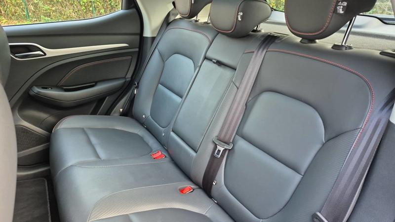 Mg Zs Ev 156 70kWh Luxury - Automatique Toit ouvrant