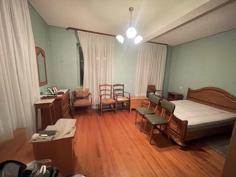 Maison - 93 m² - 5 pièces