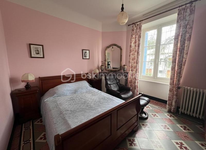 Maison - 136 m² - 7 pièces