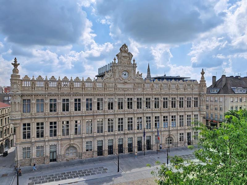 Appartement - 105 m² - 4 pièces