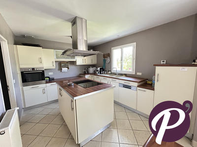 Maison - 107 m² - 4 pièces