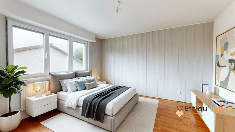 Appartement - 98 m² - 4 pièces