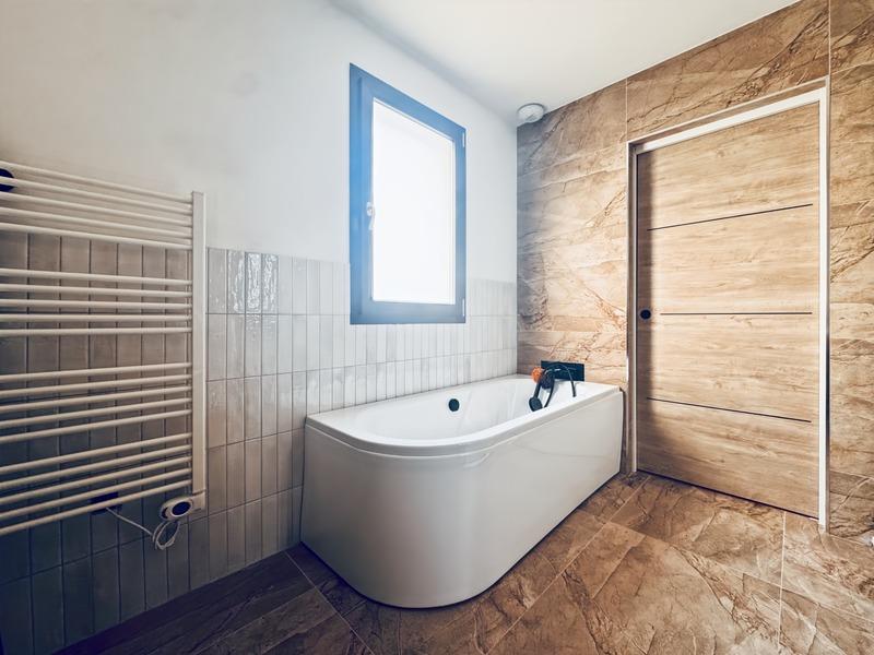 Maison - 137 m² - 5 pièces