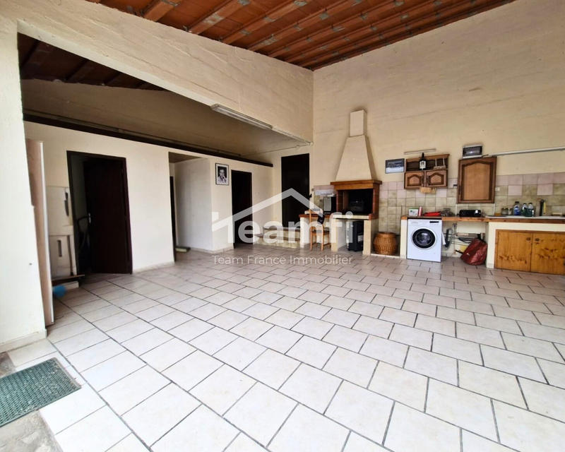 Maison - 170 m² - 7 pièces