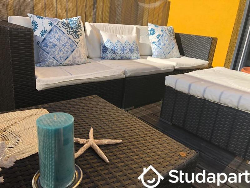 Chambre - 14 m² - 1 pièce