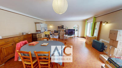 Maison - 130 m² - 5 pièces