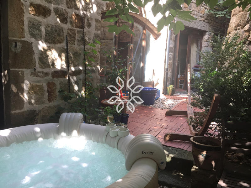 Maison de village - 200 m² - 6 pièces